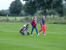 Immer locker und vergnügt: Niklas mit Caddy Sarah